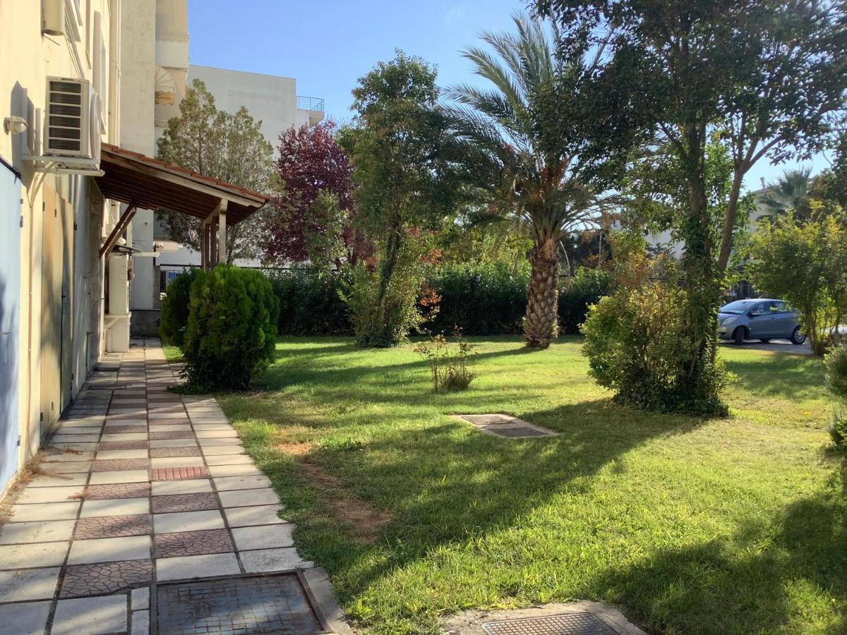 Lovely And Sunny Apartament 300M From Beach!! Peraia  Luaran gambar