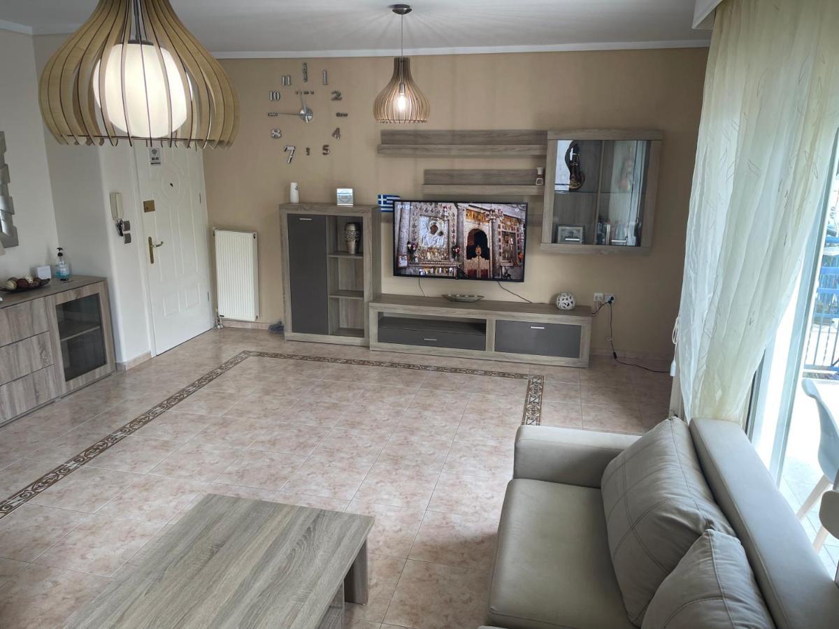 Lovely And Sunny Apartament 300M From Beach!! Peraia  Luaran gambar