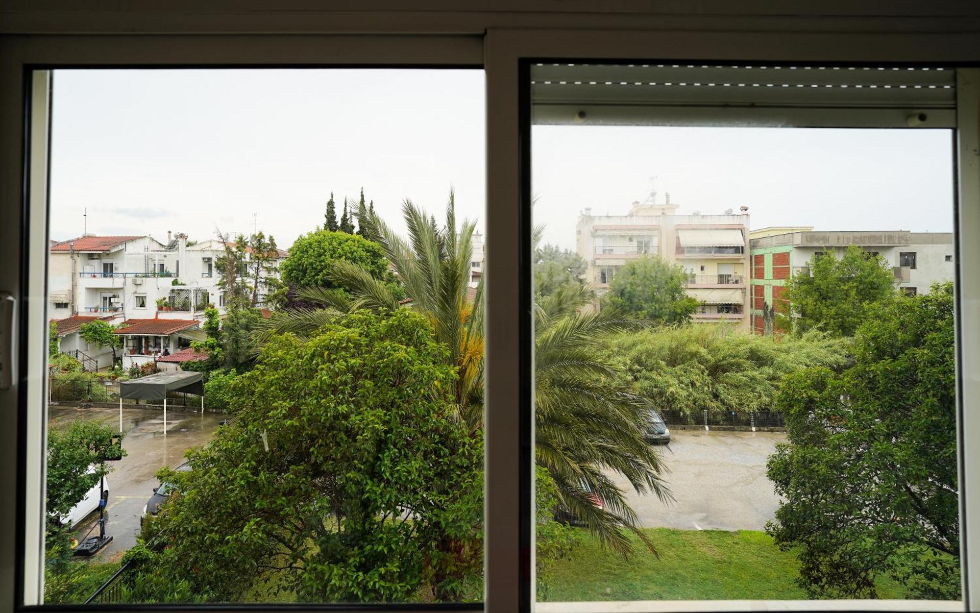 Lovely And Sunny Apartament 300M From Beach!! Peraia  Luaran gambar