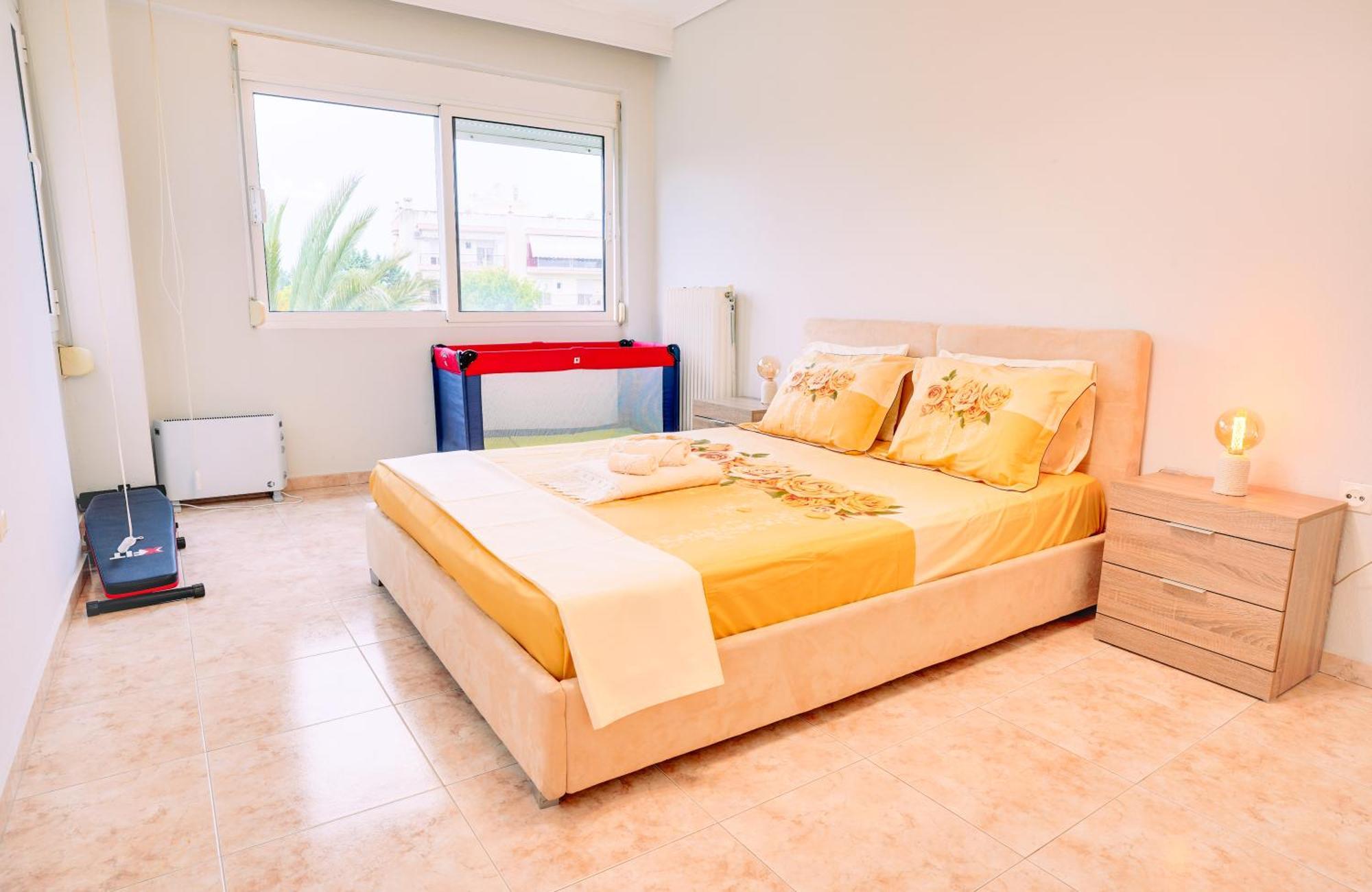 Lovely And Sunny Apartament 300M From Beach!! Peraia  Luaran gambar
