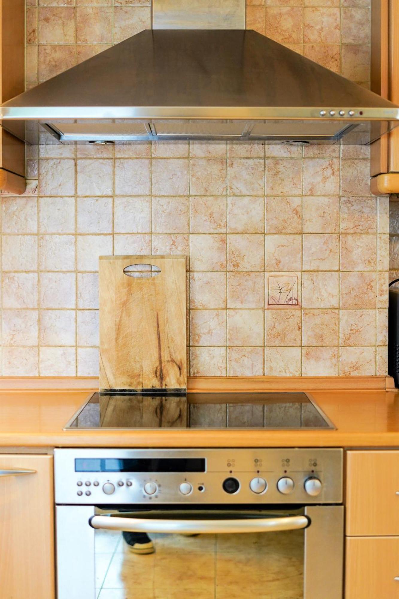 Lovely And Sunny Apartament 300M From Beach!! Peraia  Luaran gambar