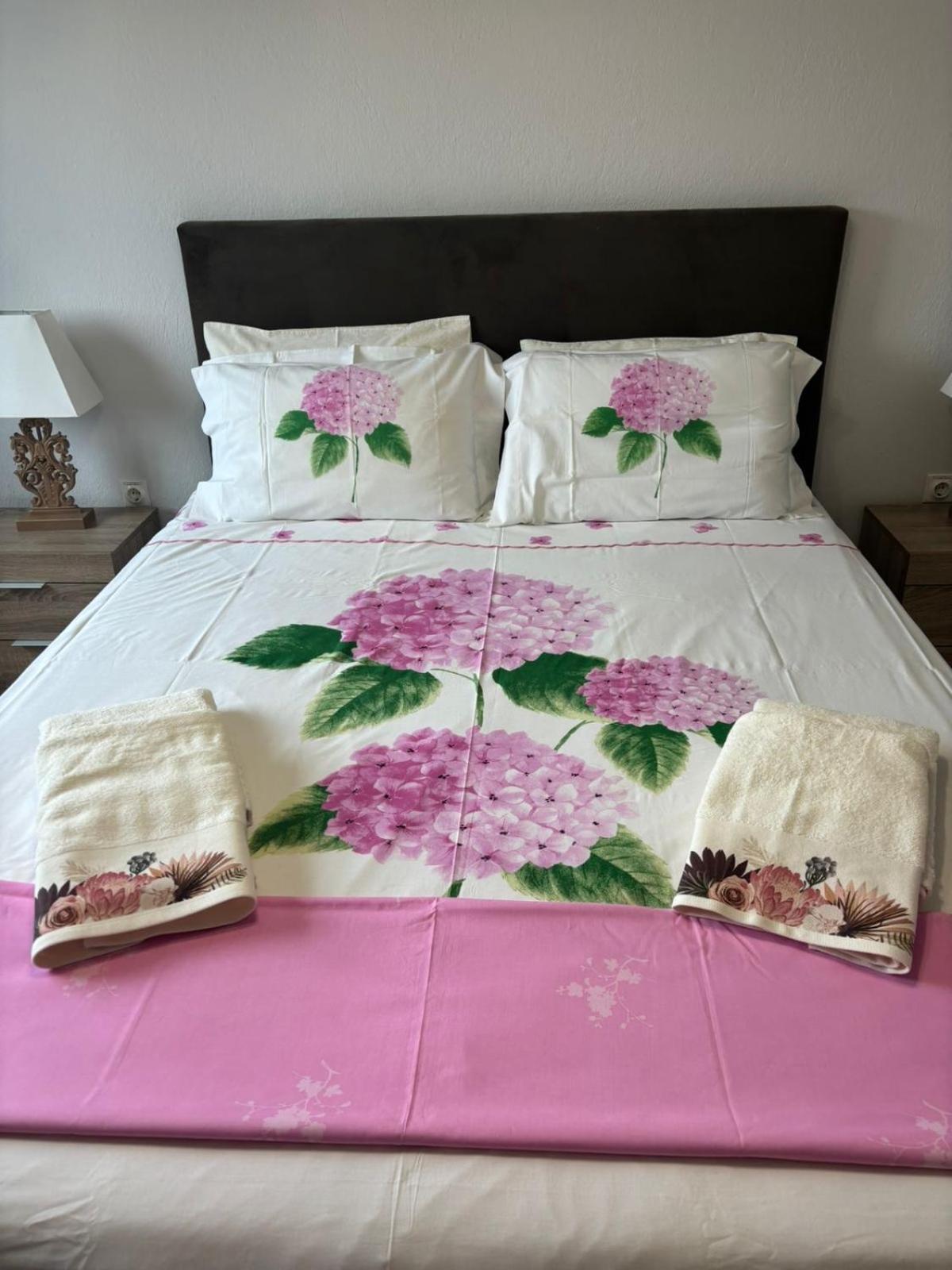Lovely And Sunny Apartament 300M From Beach!! Peraia  Luaran gambar
