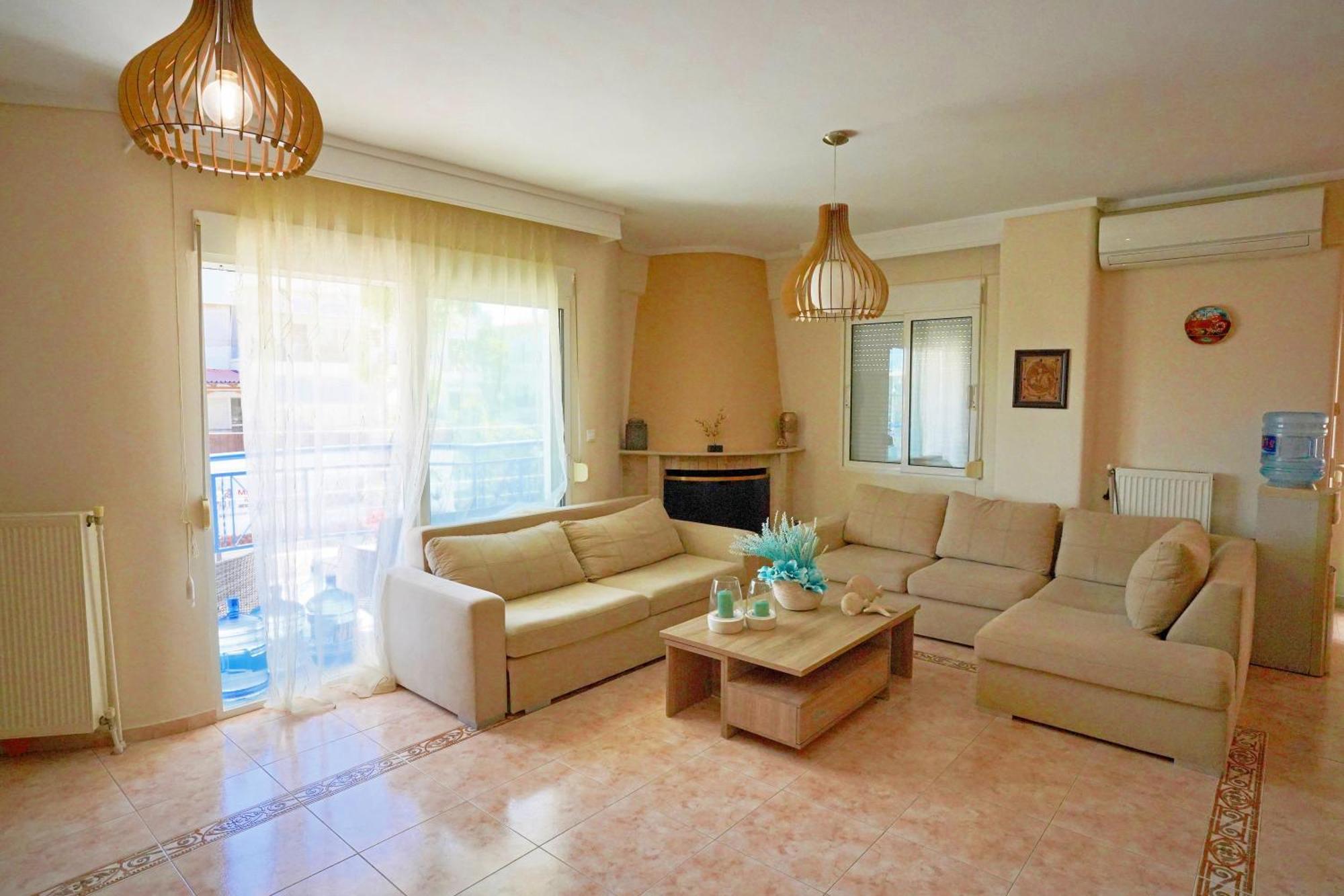 Lovely And Sunny Apartament 300M From Beach!! Peraia  Luaran gambar